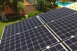 Για ημερήσια παραγωγή ως 30kWh (12 x Sharp 415Wp, 24 Sunlight 605Ah, Multiplus 8kva@48v)