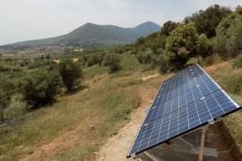 Για ημερήσια παραγωγή ως 16kWh (6 πανελ, Multiplus 5KVA - SOPzS 605Ah - επεκτάσιμο)